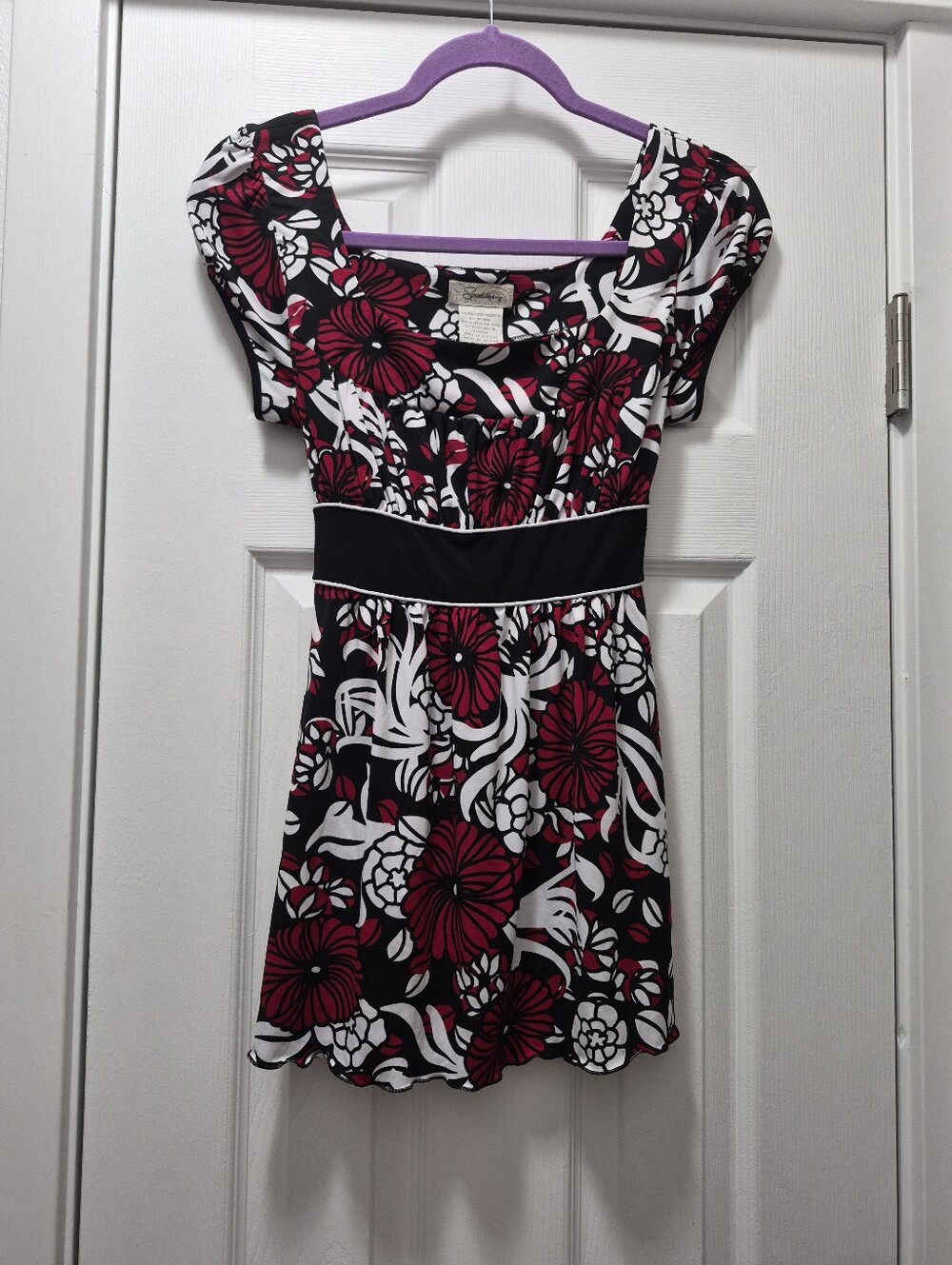 Floral Scoop Neck Womens Top in Red, Black & White